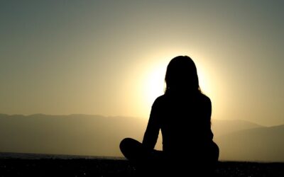 Wie wir innere Kraft durch geführte Meditationen gewinnen